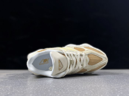 New Balance 9060 Sea Salt