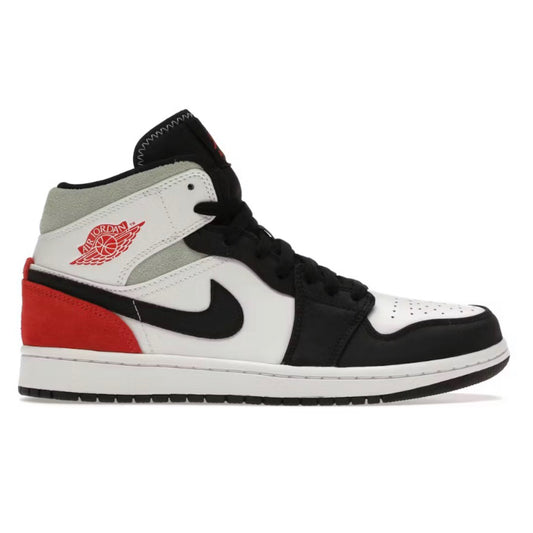 Air Jordan 1 Mid “Red Black Toe”