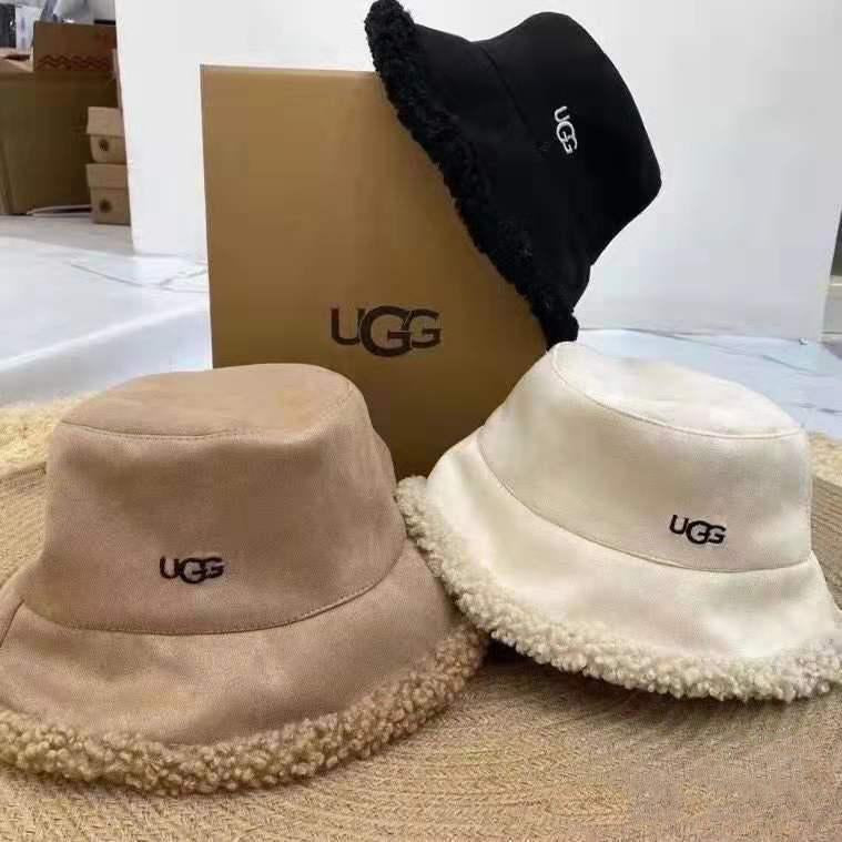 כובע באקט UGG חום